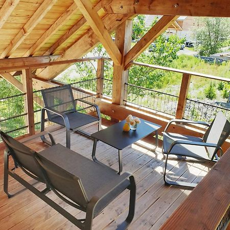 WhispeRive Lodge - le vert aux bords de rive Le Bourg-dʼOisans Extérieur photo