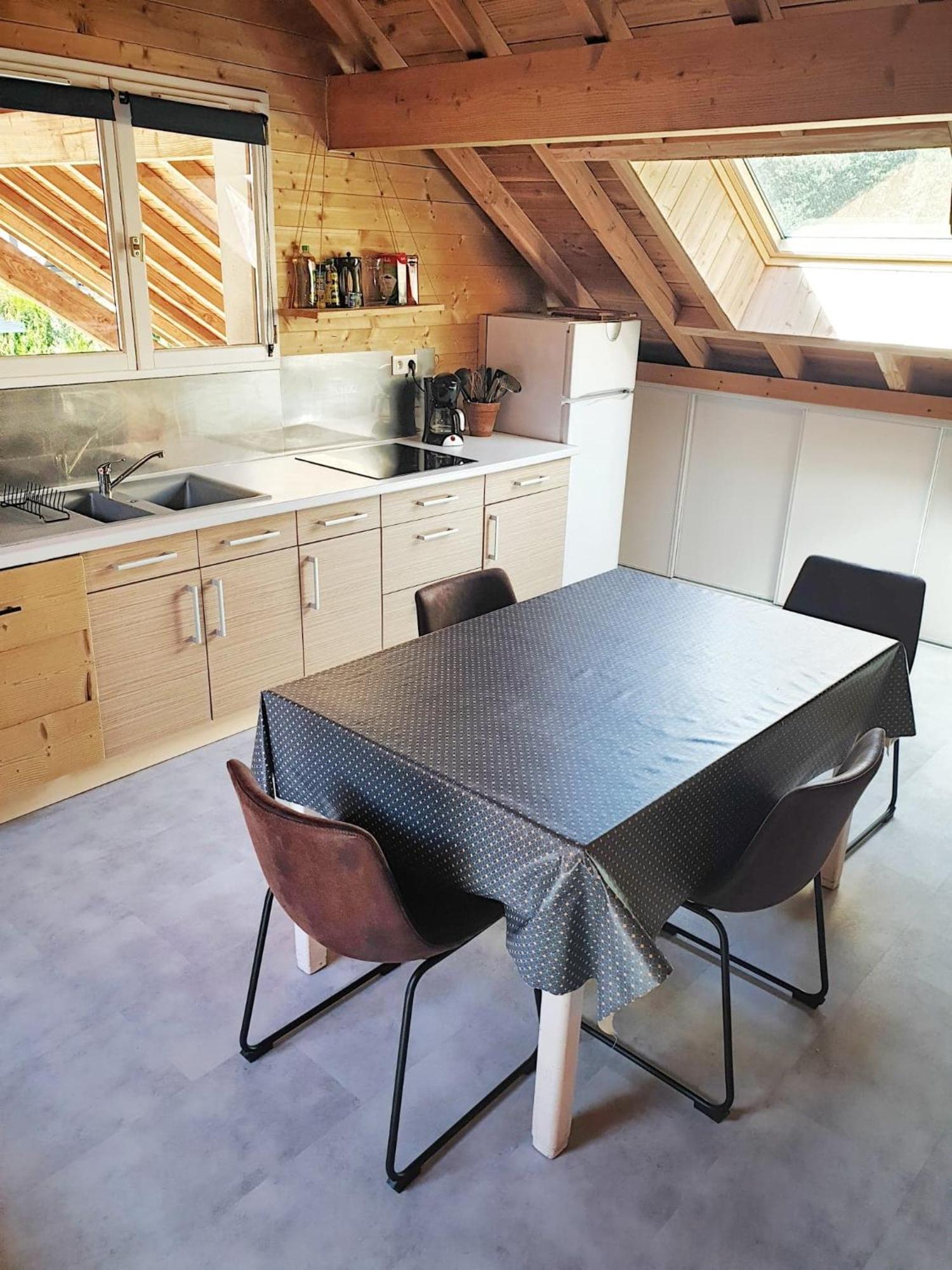 WhispeRive Lodge - le vert aux bords de rive Le Bourg-dʼOisans Extérieur photo